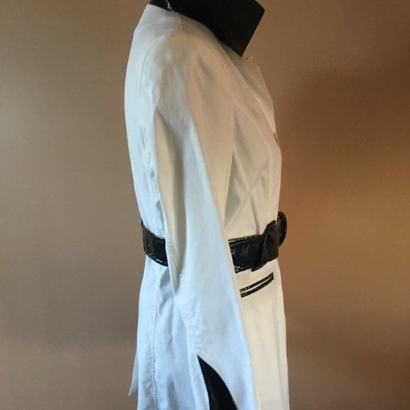 Via Spiga Belted White Trench Coat with Black Trim - Picture 2 of 7